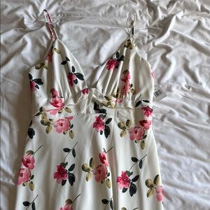 Alexia Admor White Floral Midi Dress